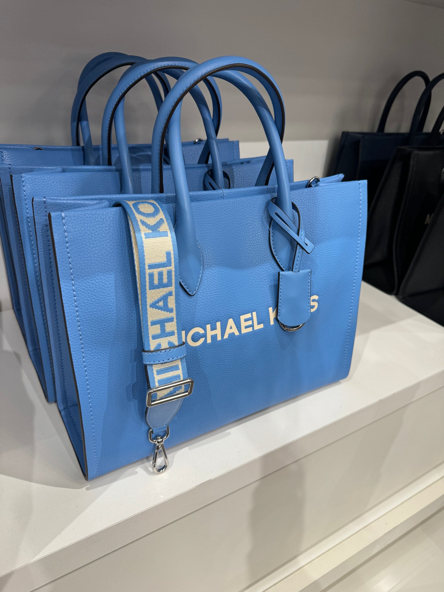 Bolsa importada MICHAEL KORS Mirella média de mão e transversal