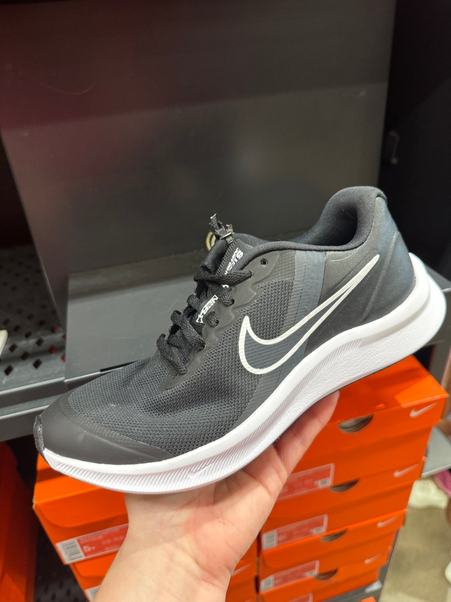 Tênis importado feminino NIKE Outlet 53