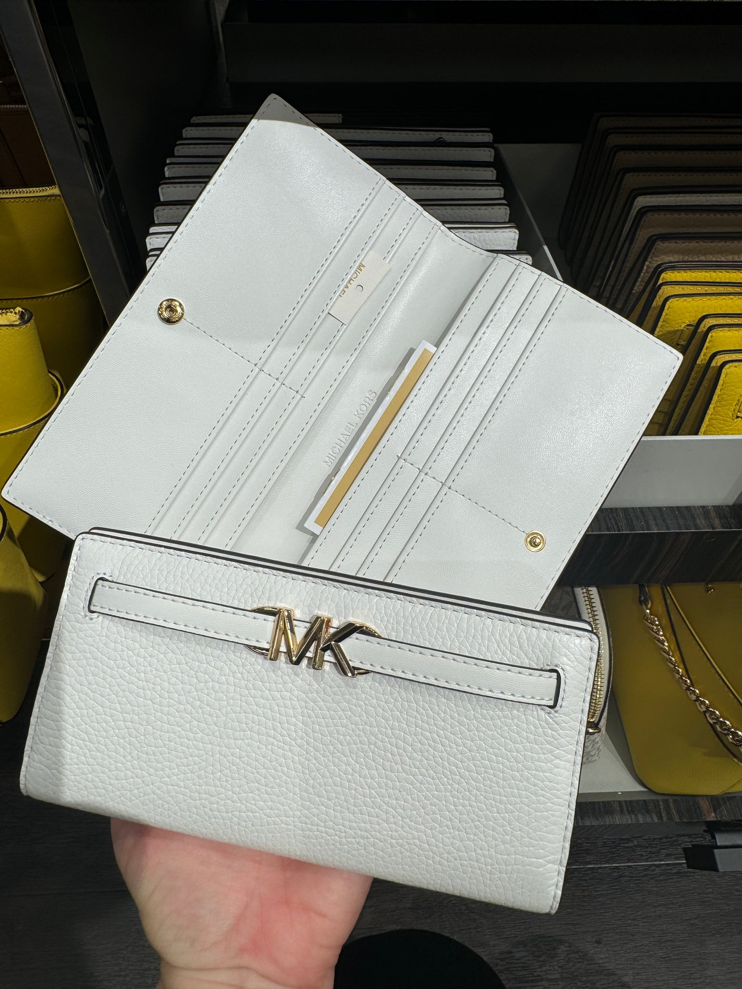 Carteira feminina importada MICHAEL KORS Belted