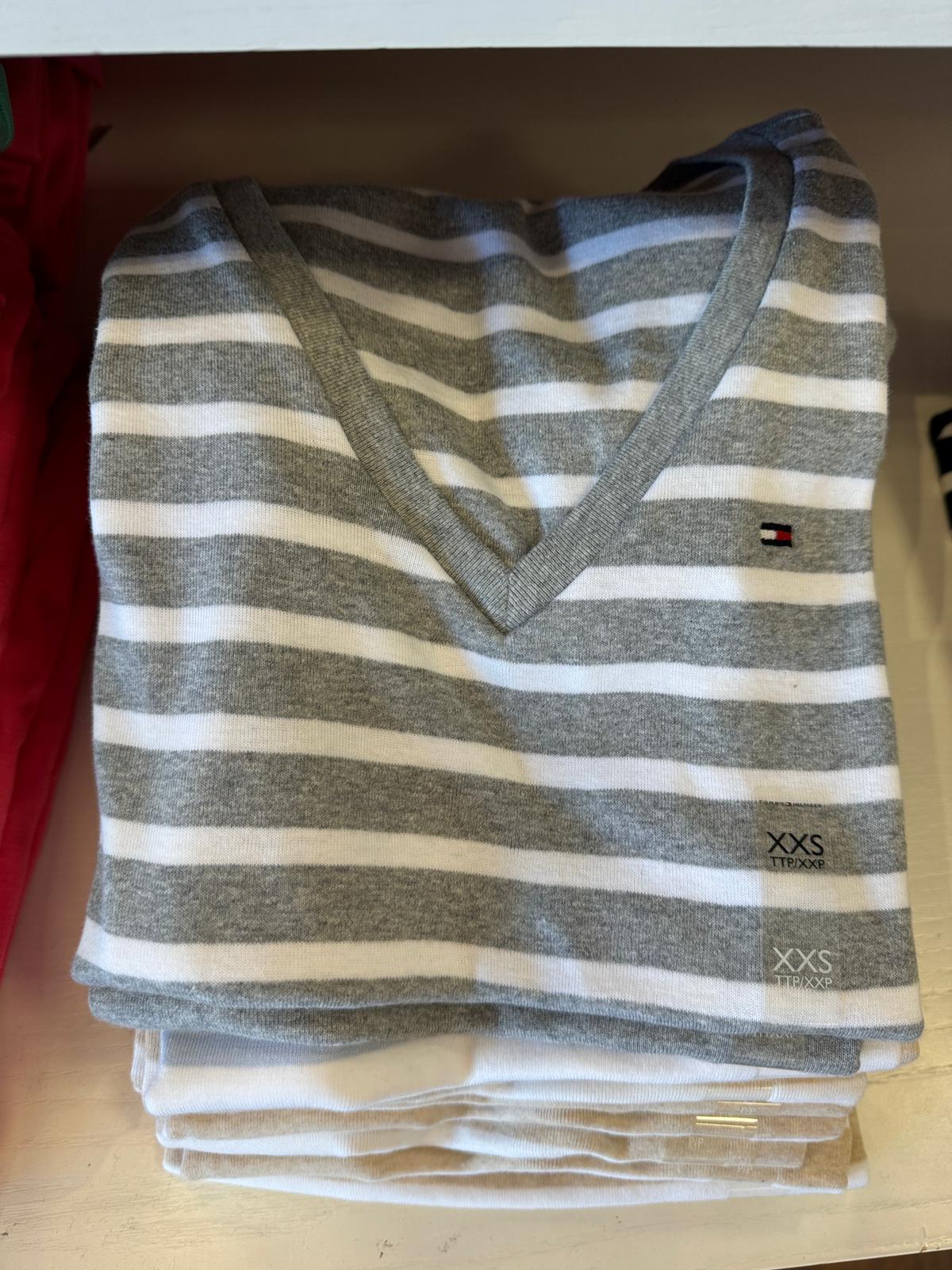 Blusa feminina de cotton TOMMY HILFIGER gola V ou redonda