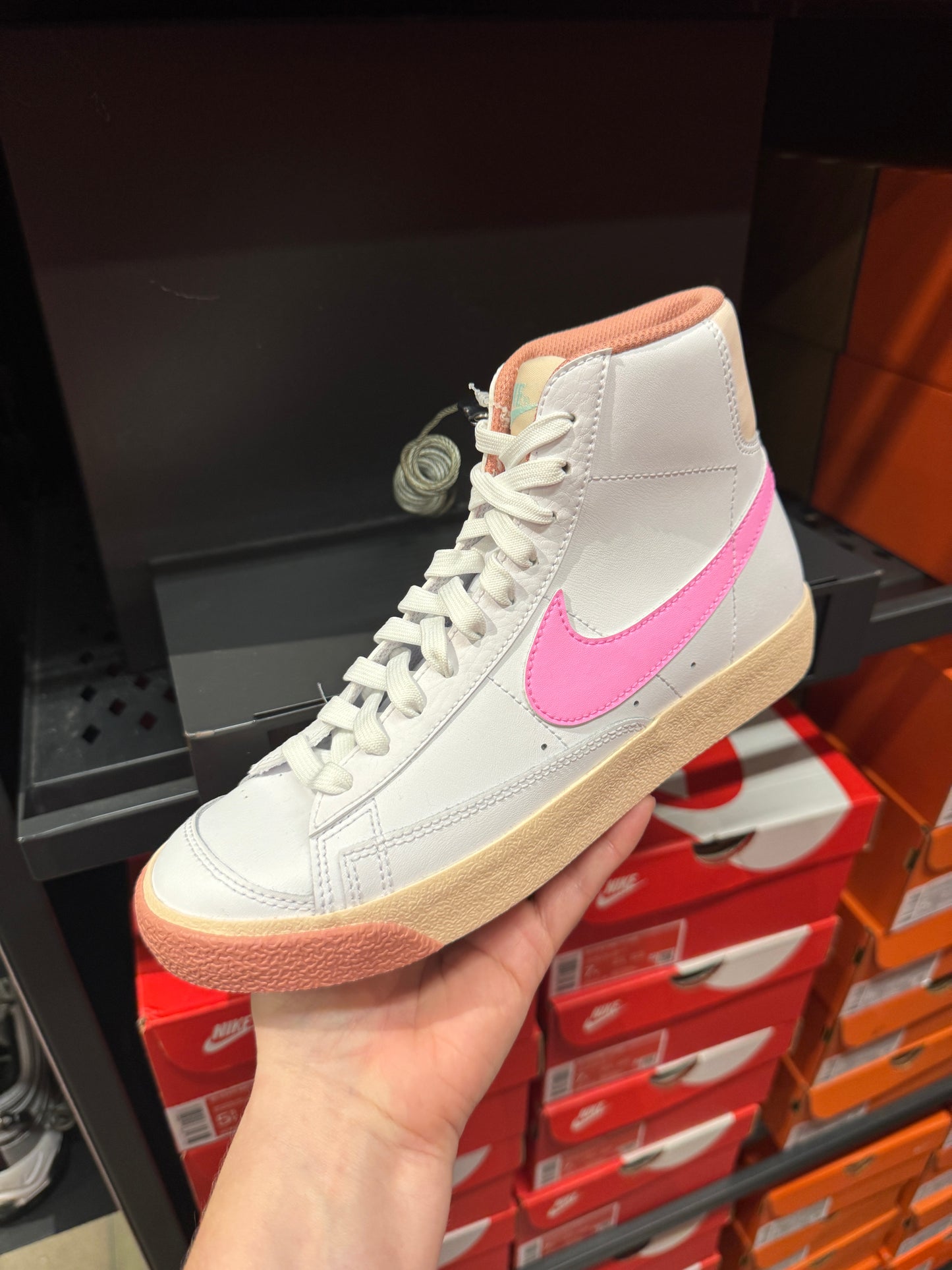 Tênis importado feminino NIKE Outlet 34