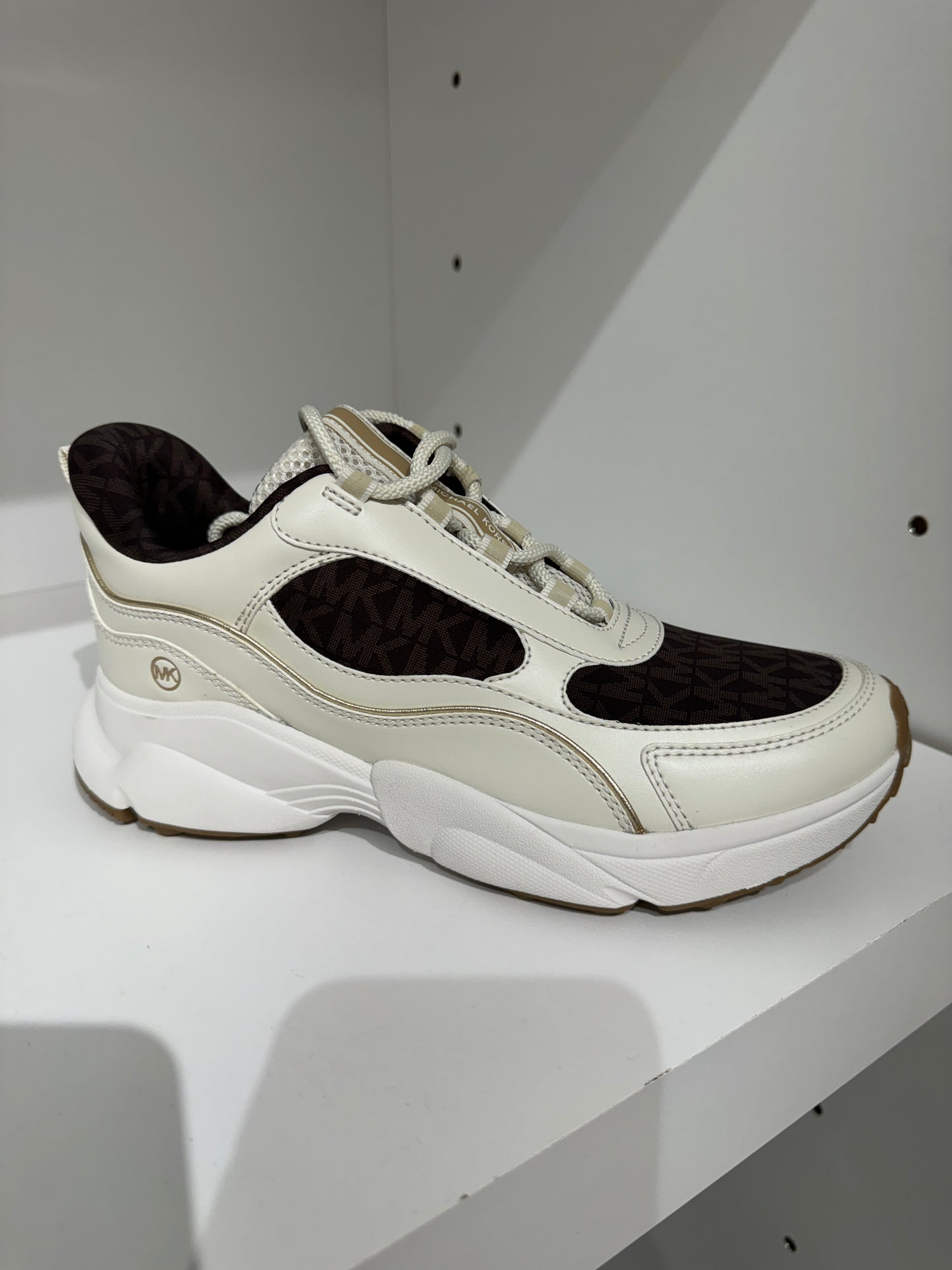 Tênis feminino importado MICHAEL KORS Trainer