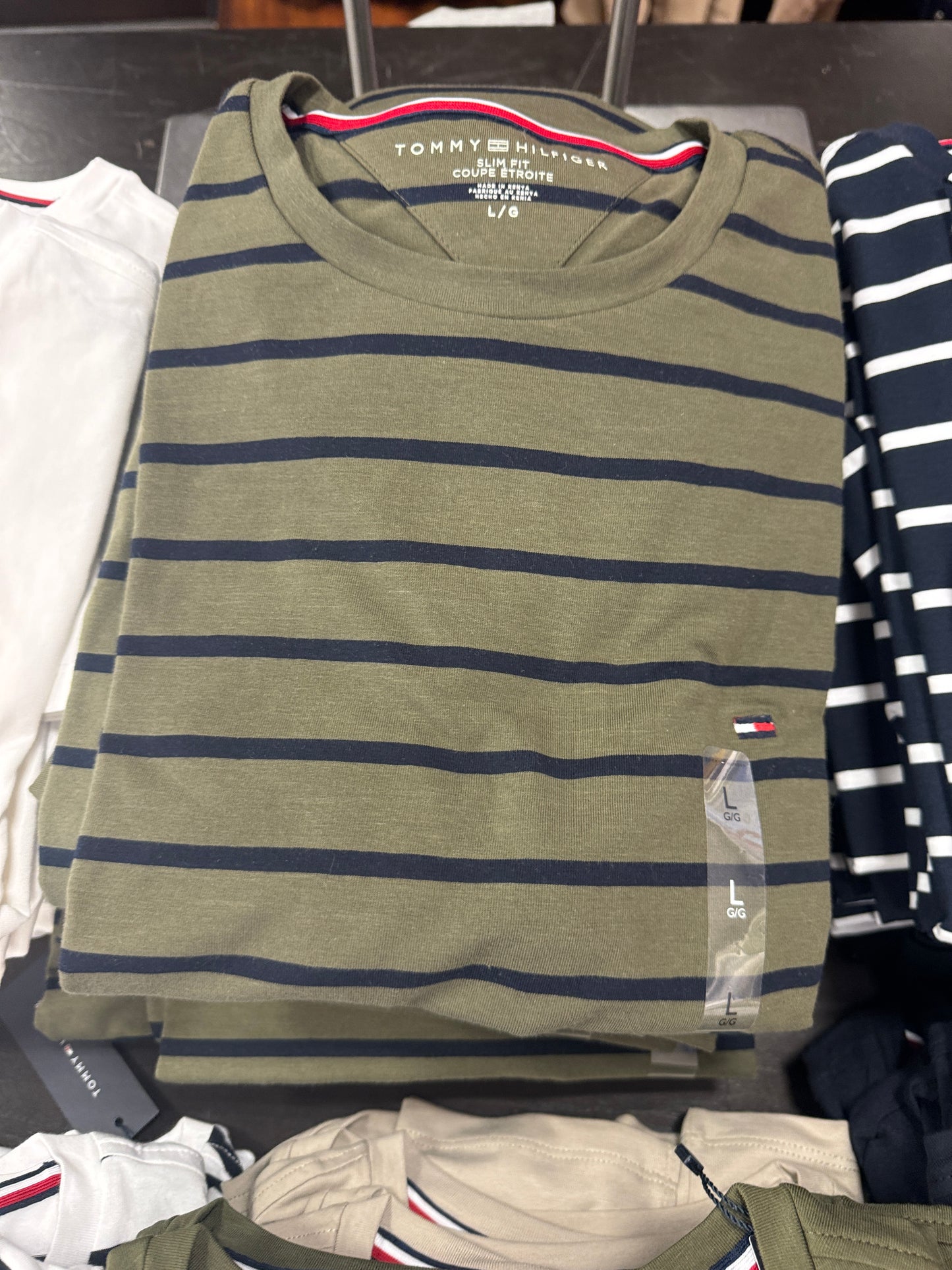 Camiseta TOMMY HILFIGER masculina com listras