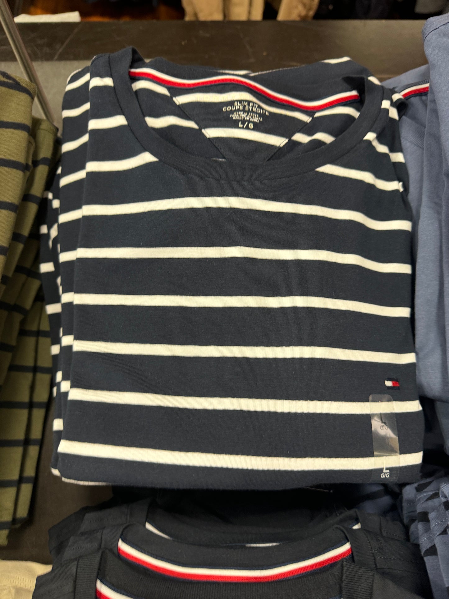 Camiseta TOMMY HILFIGER masculina com listras