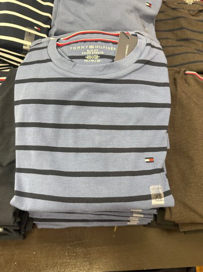 Camiseta TOMMY HILFIGER masculina com listras