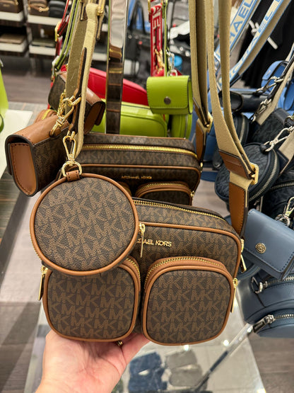 Bolsa transversal MICHAEL KORS com porta ipods e moeda, alça de tecido