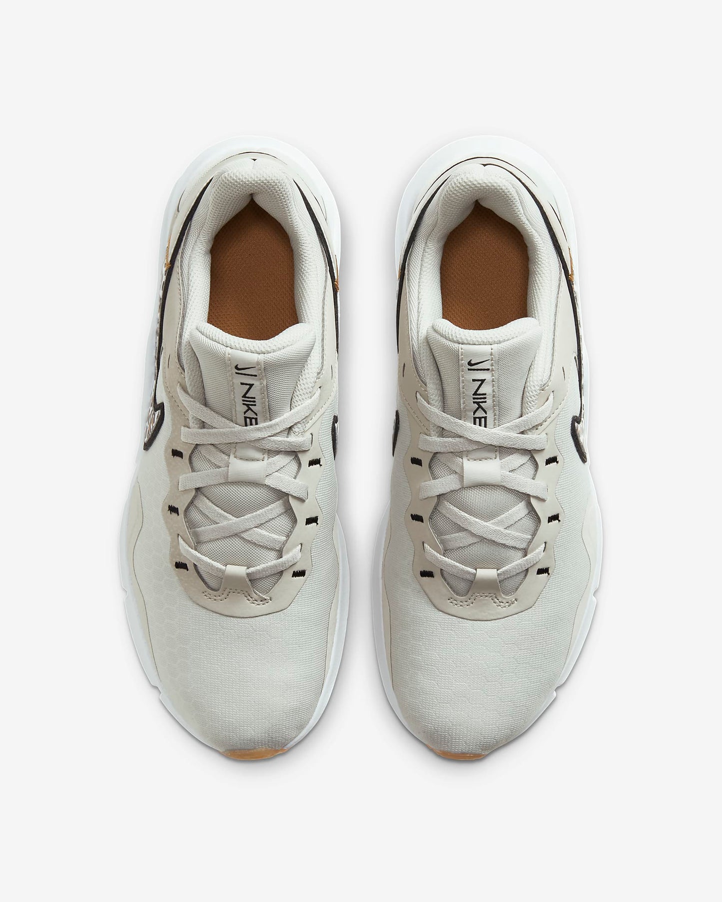 Tênis feminino NIKE Legend Essential 2 Premium